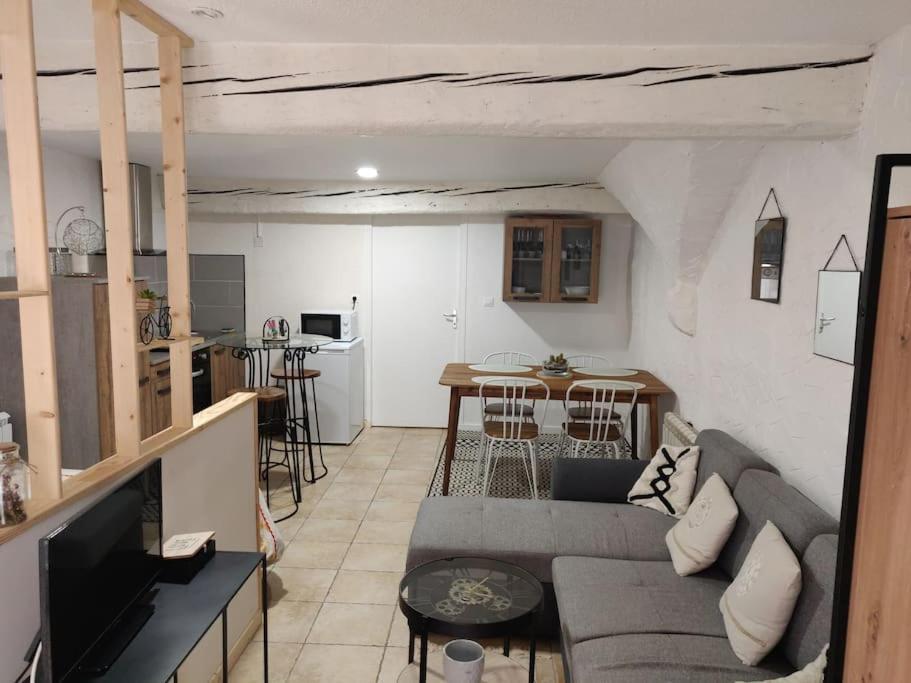 Issoire Studio Hyper Centre Luaran gambar